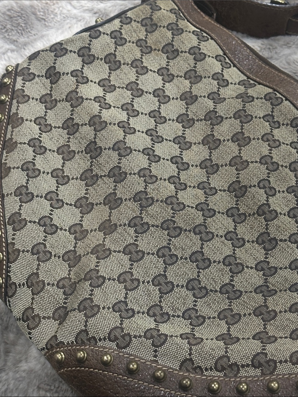 GUCCI Tan/Brown GG Canvas Shoulder Bag W/Studded Red & green Leather Strap - Picture 11 of 11